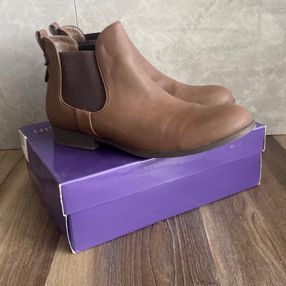 Madden Girl flat ankle boot size 10 - Picture 6 of 9